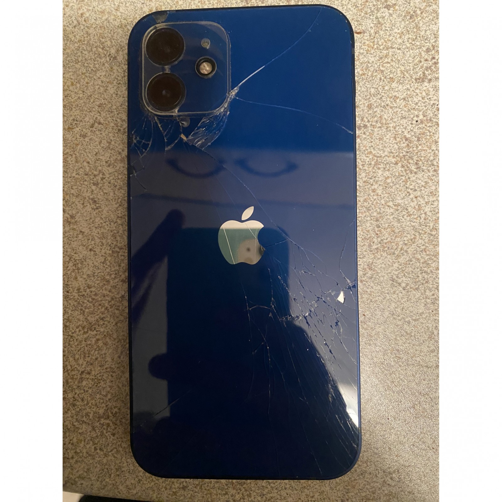 iPhone 12 Blue