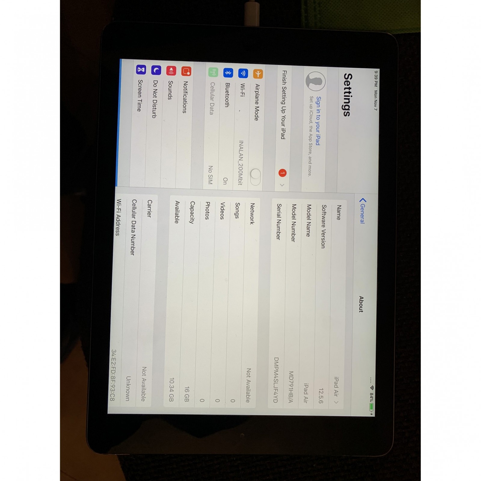 Apple iPad Air 2015 9.7"