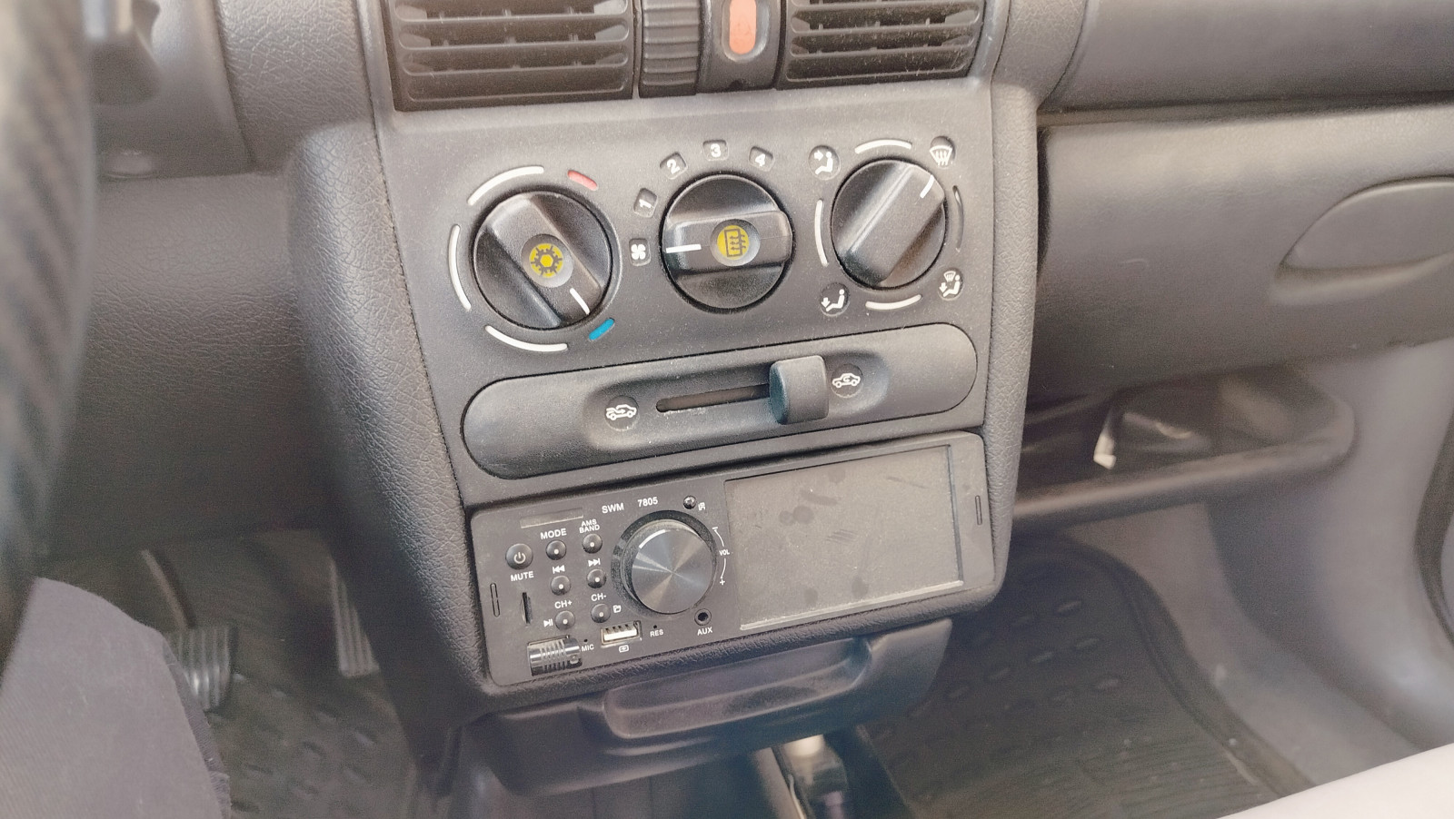 Opel Corsa 1200cc